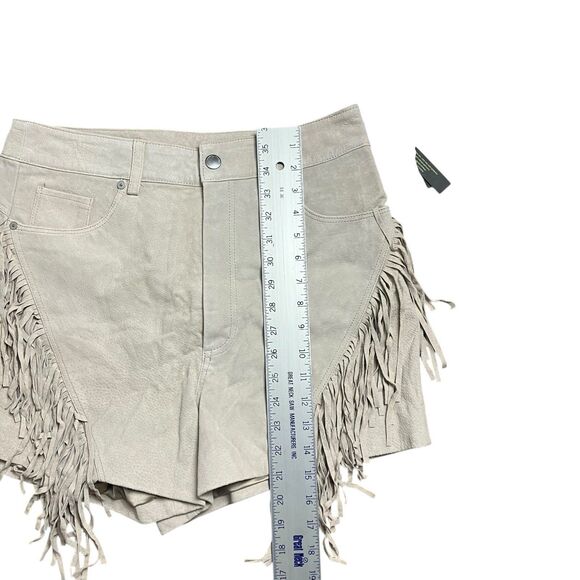Leather Fringe Shorts 31/L Beige 100% Suede Boho Neutral Western Fall - Picture 3 of 6